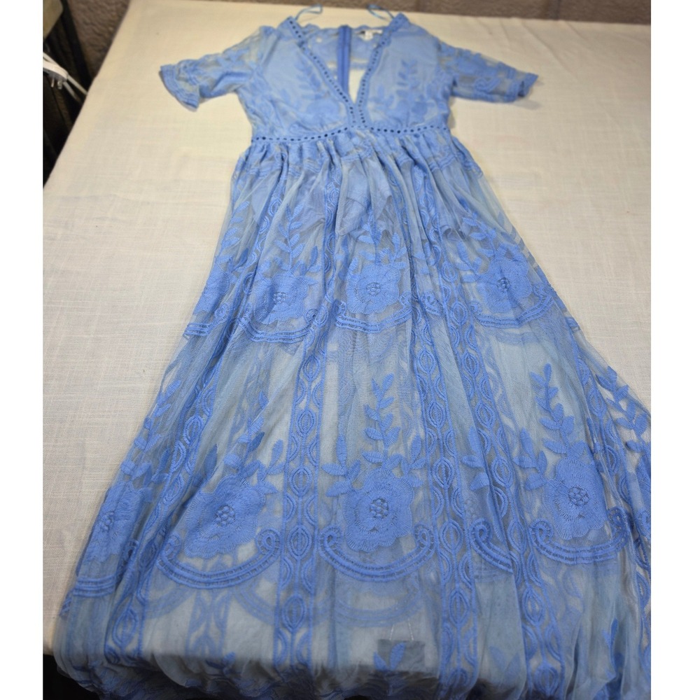 Dress Day Blue Floral Embroidered Mesh Maxi Dress V-Neck Eyelet Trim Large